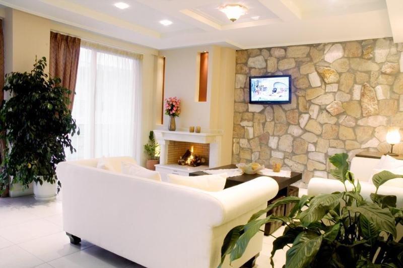 9 Queens Spa Hotel Loutra Aidhipsou Exteriör bild